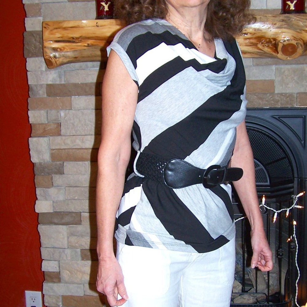 A. BYER     GREY / WHITE and BLACK STRIPED SHIRT w BELT TIE - Picture 8 of 8